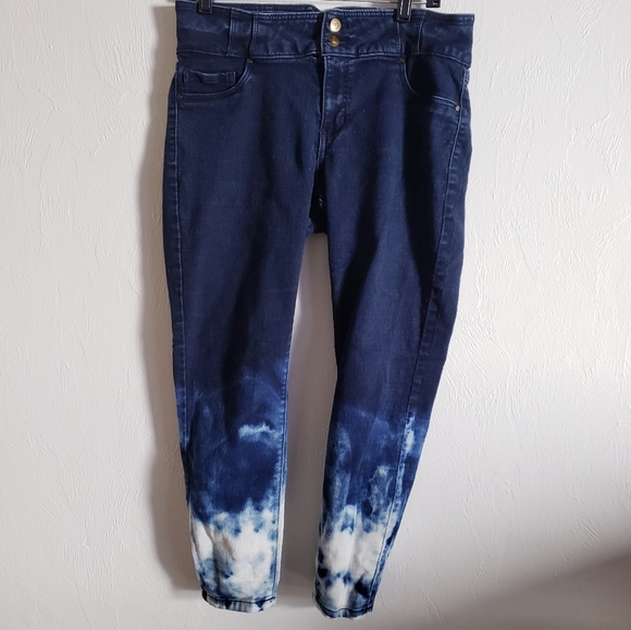 blue bleached jeans